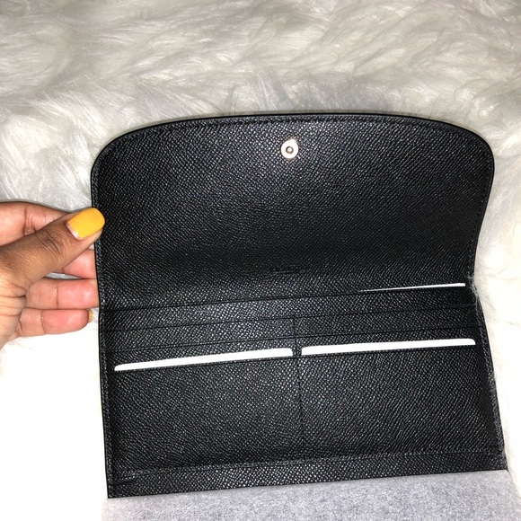 Coach Wallet - Picture 4 of 7